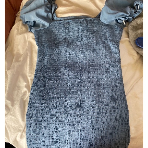 Runched super cute dress - Picture 2 of 4